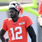 browns-qb-sanders-doesn’t-want-deion-at-camp