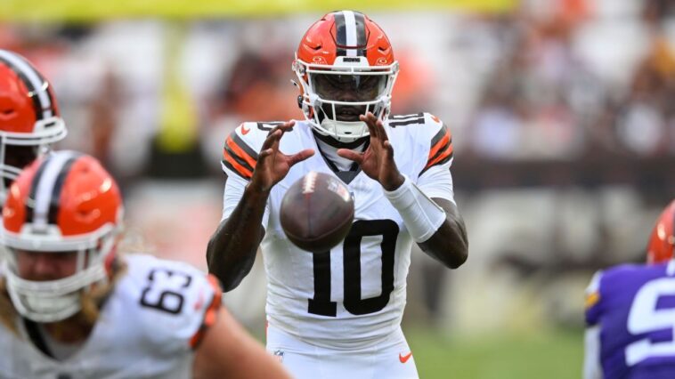 sources:-banged-up-browns-sign-5th-qb-in-huntley