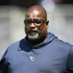 patriots-defensive-coordinator-terrell-williams-has-health-scare-during-practice:-reports
