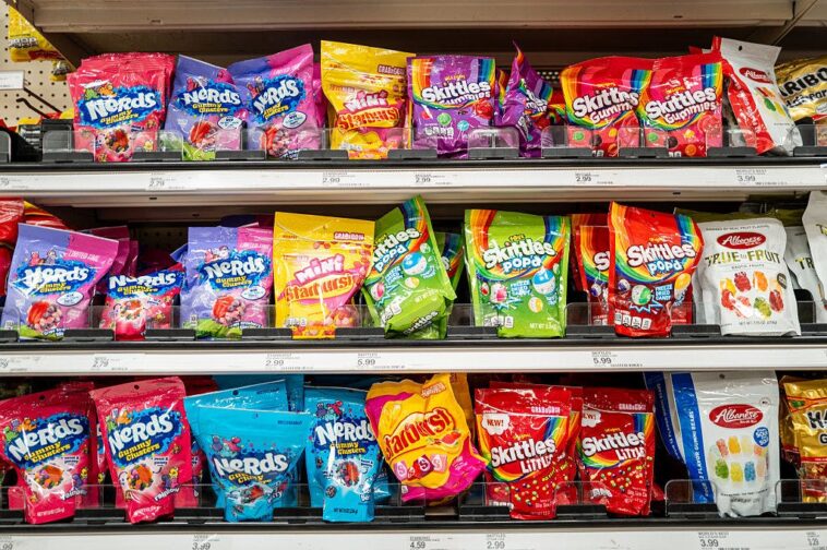 more-maha-wins:-12-states-cutting-soda,-candy-from-food-stamps