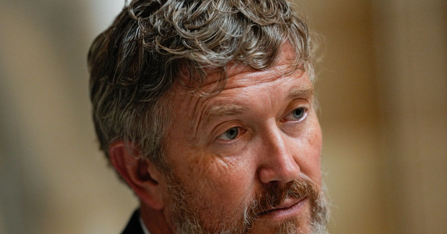 super-pac-of-former-trump-campaign-manager-urges-voters-to-‘fire’-thomas-massie