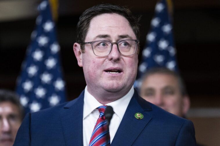 watch:-republican-stands-firm-on-one-big-beautiful-bill-amid-chorus-of-lib-boos-at-town-hall