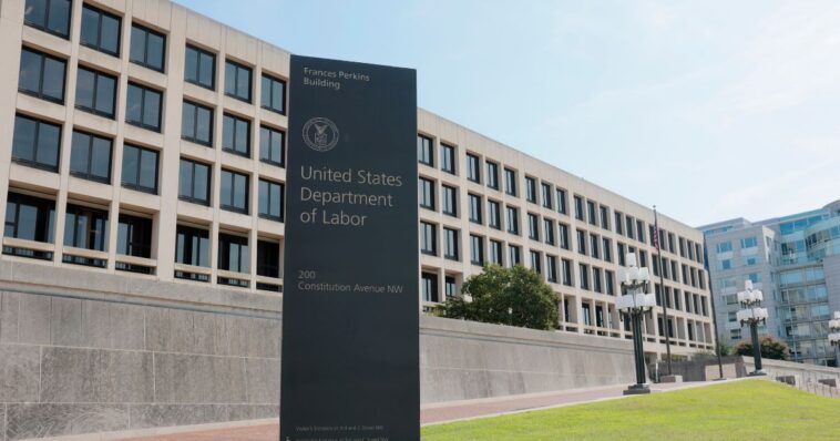 background-of-bls-commissioner-who-trump-fired-finally-comes-out-–-no-wonder-he-sacked-her