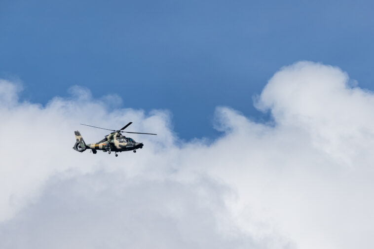 8-dead-in-helicopter-crash-in-ghana,-defense-and-environment-ministers-among-victims