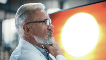 study-finds-possible-connection-between-current-heatwave-and-giant-flaming-orb-in-the-sky