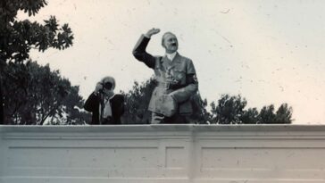 historians-warn-hitler-also-once-stood-on-roof