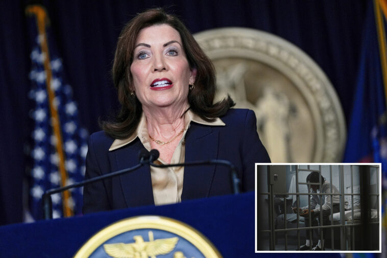 kathy-hochul-‘willing’-to-consider-‘raise-the-age’-reforms-as-she-takes-victory-lap-on-discovery-tweaks