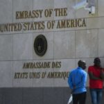 us.-closes-its-embassy-in-haiti-amid-escalating-violence:-the-armed-gangs-crisis-and-trump’s-policy-to-confront-it