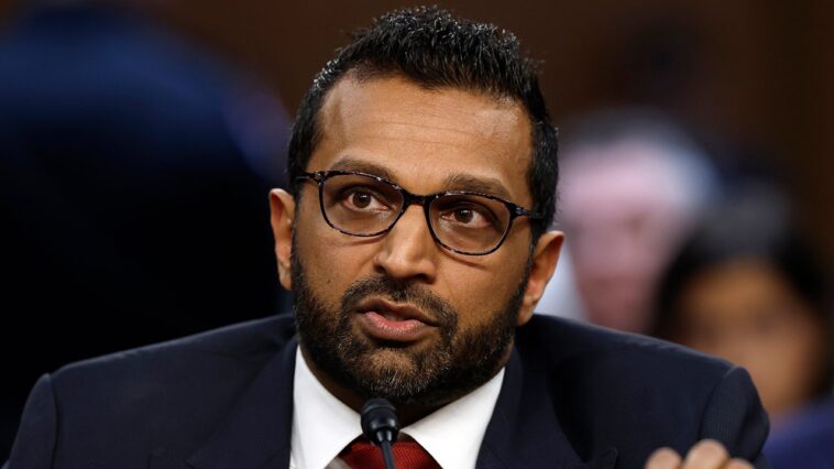 fbi-ousts-former-acting-director,-agent-involved-in-j6-prosecutions,-with-more-expected
