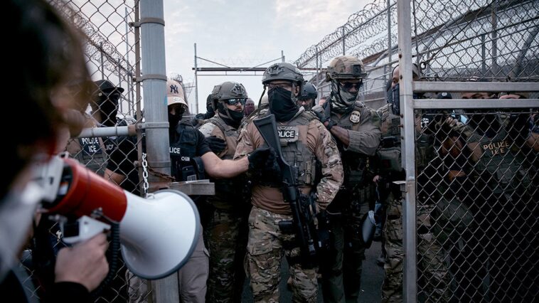 noem-says-ice-agents-are-facing-‘1000%-increase-in-assaults’