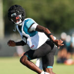 travis-hunter-to-play-both-ways-during-jaguars’-preseason-opener-against-steelers