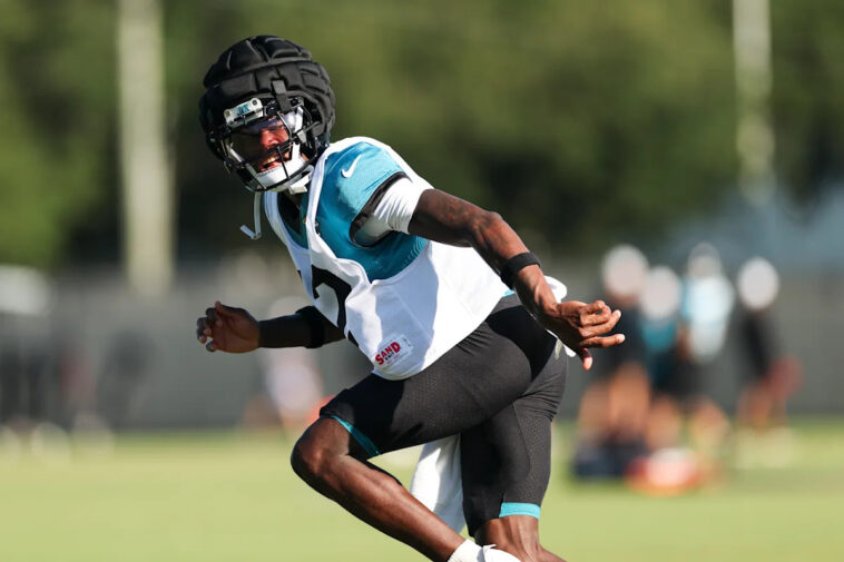 travis-hunter-to-play-both-ways-during-jaguars’-preseason-opener-against-steelers