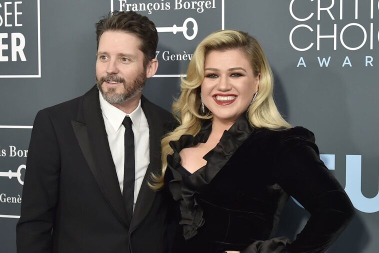 kelly-clarkson’s-ex-husband-brandon-blackstock-dies-at-48