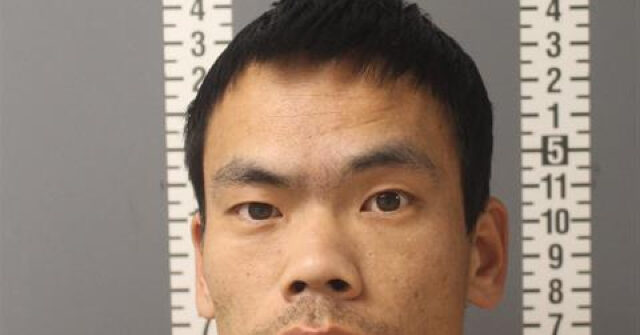 chinese-illegal-alien-convicted-for-credit-card-fraud-dies-in-ice-custody