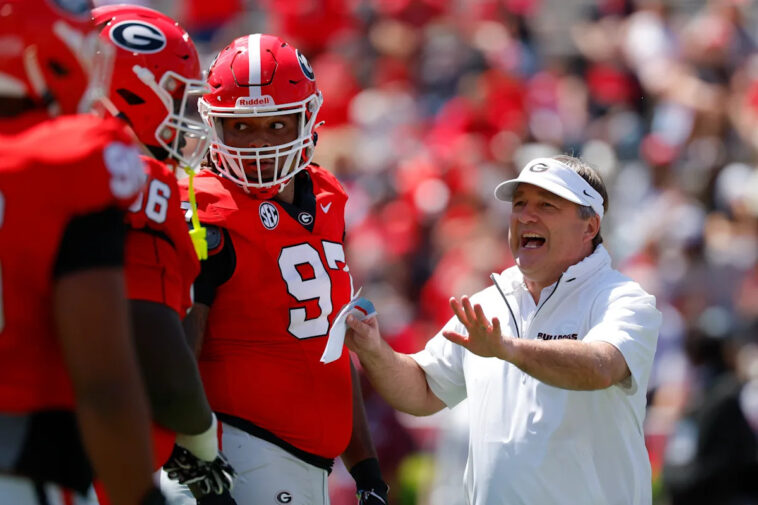 2025-26-college-football-betting-preview:-one-bet-i-like-for-(almost)-every-week-this-season