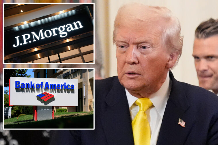 trump-signs-executive-order-cracking-down-on-‘debanking’:-‘incompatible-with-a-free-society’