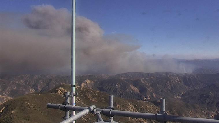 southern-california-wildfire-grows-from-50-acres-to-over-1,000-acres-in-just-hours