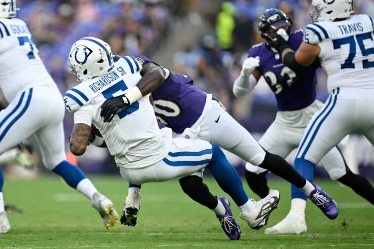 anthony-richardson-sr.-‘day-to-day’-with-dislocated-pinkie-finger-suffered-in-preseason-opener