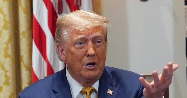 trump-signs-orders-to-ban-politicized-debanking,-broaden-401(k)-options