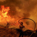 california:-canyon-fire-spreading-fast-near-santa-clarita,-simi-valley