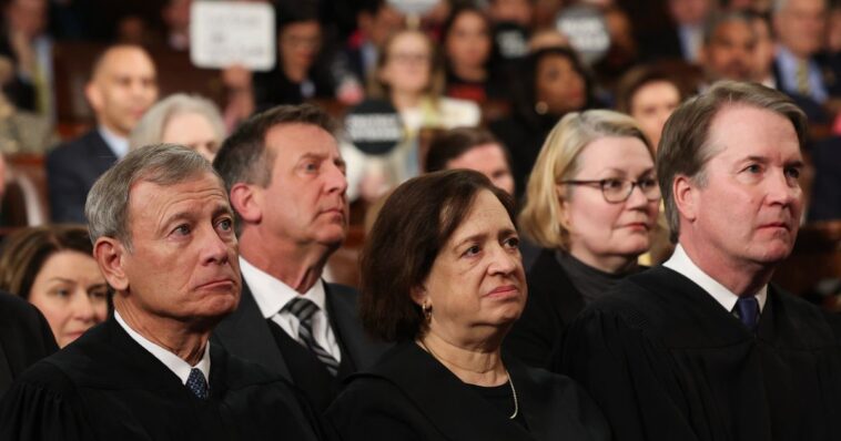 the-supreme-court-could-soon-hand-republicans-a-massive-redistricting-boost