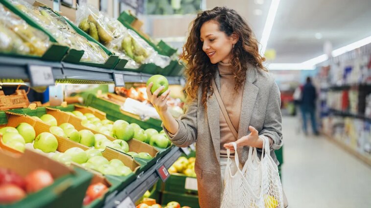 fruit-and-vegetable-coatings-on-grocery-store-produce-in-the-spotlight:-‘know-what-we’re-eating’