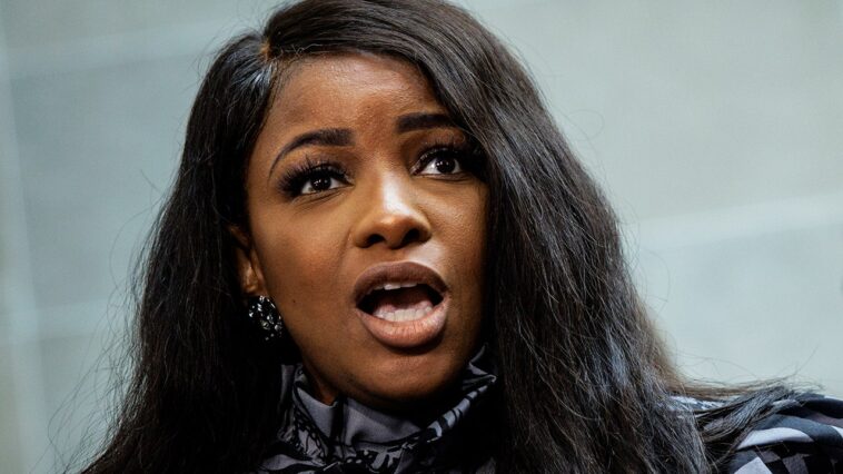 crockett-blames-race-for-‘diva’-label,-says-attacks-prove-she’s-‘arrived’