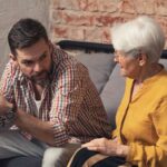 family-struggling-to-answer-grandma’s-question-about-why-everyone-is-talking-about-the-wnba