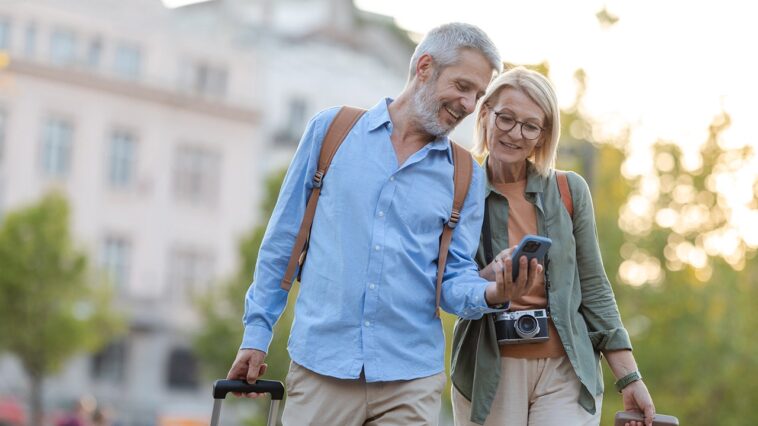little-known-‘secondhand-travel’-trick-helps-tourists-score-luxury-vacations-for-less