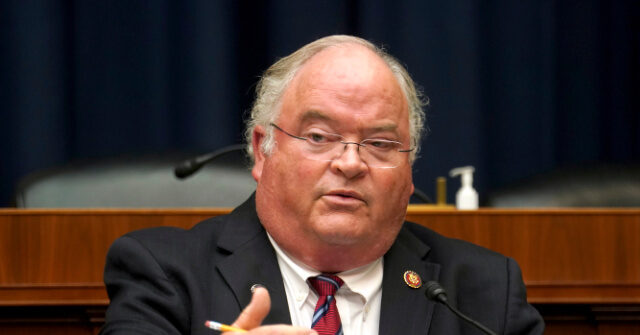 report:-irs-commissioner-billy-long-ousted-after-clash-over-using-illegal-aliens’-data