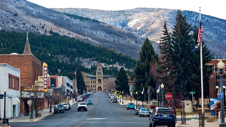 rural-montana-residents-predicted-bar-massacre-suspect’s-violent-outburst:-‘he-will-kill-you’