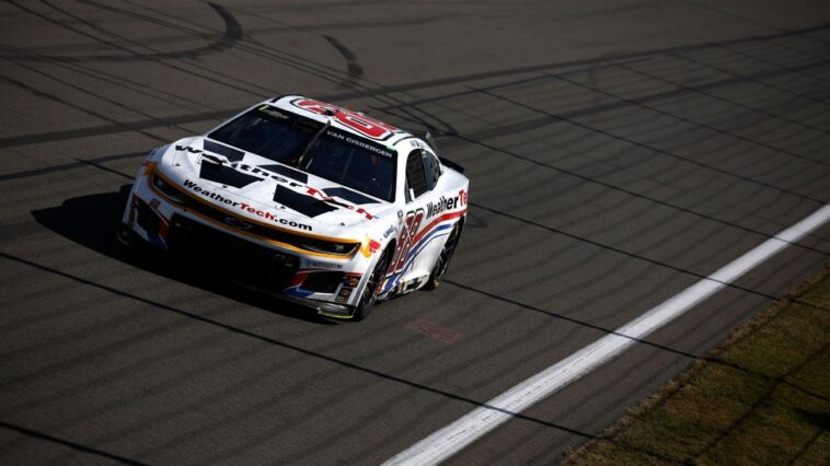 shane-van-gisbergen-wins-fourth-race-this-season