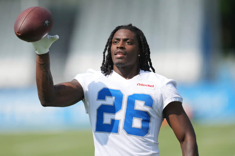 cb-morice-norris-reportedly-out-of-hospital,-back-with-lions
