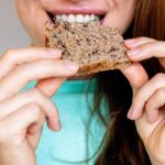you-can-eat-bread-and-stay-fit:-here-are-9-high-fiber-options-from-a-health-coach