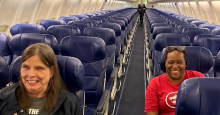 southwest-flight-takes-off-—-stranding-2-blind-women-the-airline-‘forgot’-about
