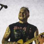 after-squabble-with-chiefs-fans,-country-star-says-he’ll-‘never-play-in-kansas-city-again’