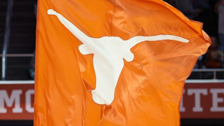 texas-first-no.-1-team-to-be-underdog-in-week-1