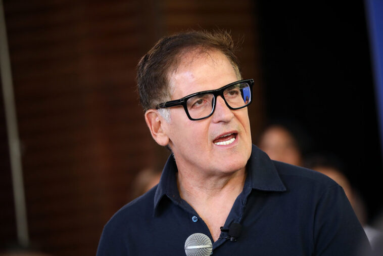 trump-hating-billionaire-mark-cuban-roasts-aoc,-bernie,-schumer,-and-warren-—-says-they-should-be-thanking-trump-for-pulling-off-a-corporate-tax-move-democrats-“could-never-pull-off”