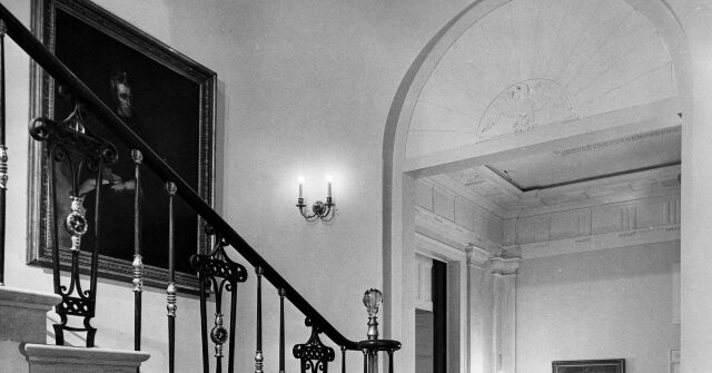 report:-president-trump-relegates-obama,-bush-portraits-to-white-house-grand-stairwell