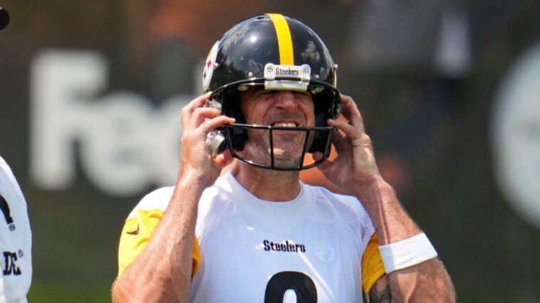 rodgers-on-new-helmet:-looks-like-a-‘spaceship’