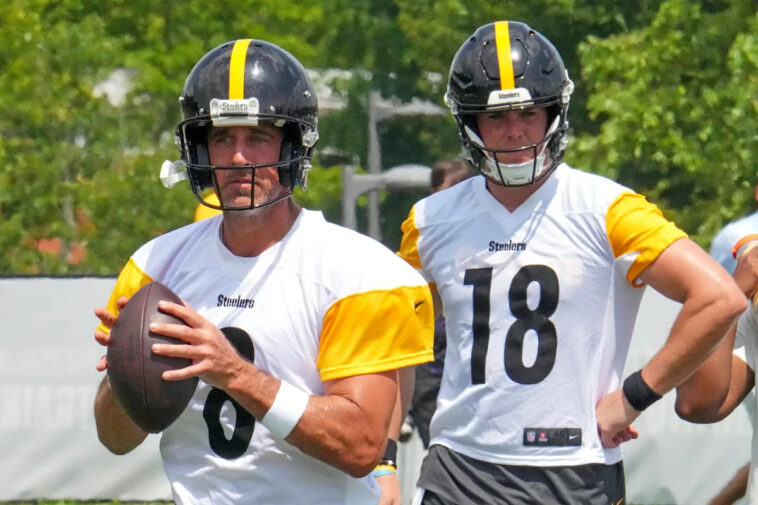 steelers’-aaron-rodgers-still-frustrated-with-new-helmet,-says-‘it-looks-like-a-damn-spaceship’