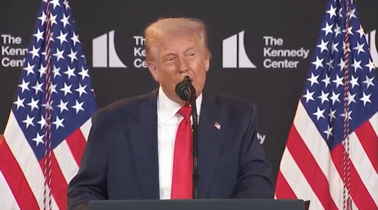 watch:-president-trump-announces-george-strait,-michael-crawford,-gloria-gaynor,-sylvester-stallone,-kiss-as-2025-kennedy-center-honors-nominees-–-says-he-will-host-honors-ceremony-in-washington,-dc