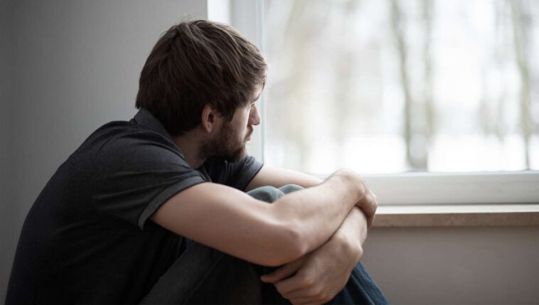 man’s-self-esteem-yet-to-recover-from-time-7-years-ago-online-quiz-put-him-in-hufflepuff