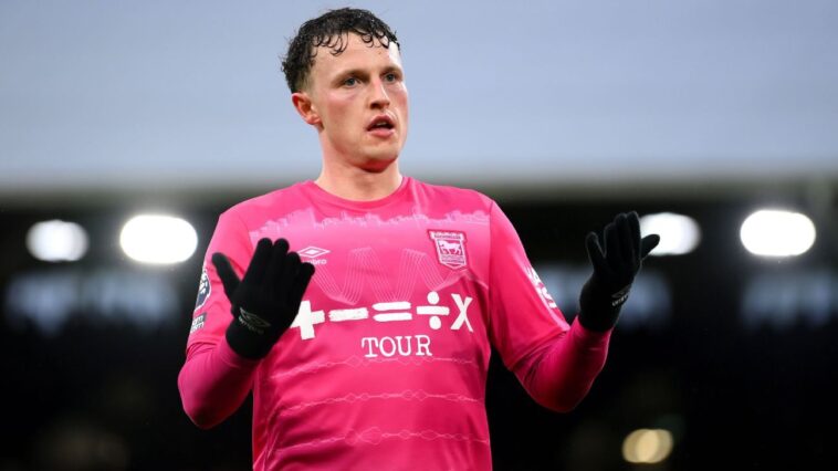 wrexham-spends-big-for-wales-striker-broadhead