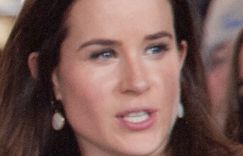 a-scorned-ashley-biden-posts-picture-allegedly-showing-her-soon-to-be-ex-husband-cheating-on-her-with-another-woman