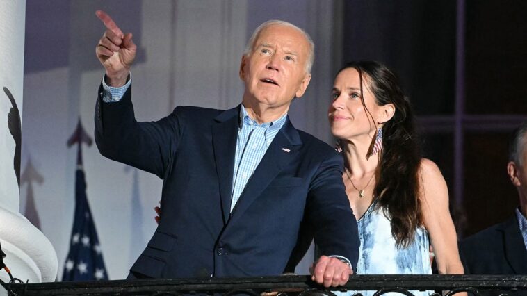 ashley-biden-deletes-social-media-post-attacking-soon-to-be-ex-husband-amid-divorce-filing:-reports