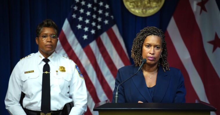 watch:-dc-police-chief-praises-trump’s-feds-while-dem-mayor-does-everything-she-can-to-hide-her-approval