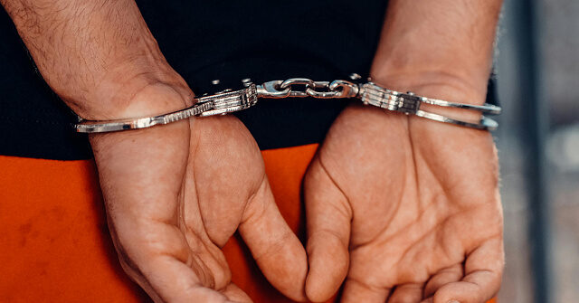 arizona-court-releases-migrant-arrested-for-kidnapping-kansas-teen
