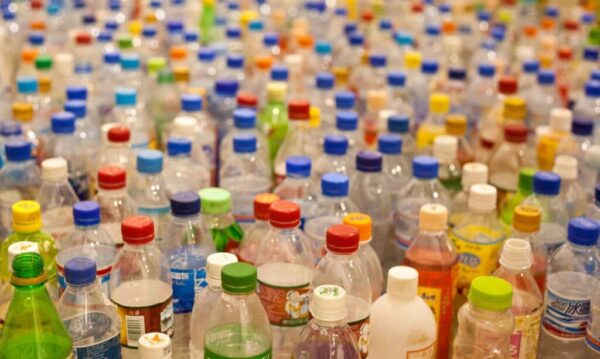 international-plastic-talks-collapse:-nations-divided-on-curbing-pollution-and-protecting-jobs