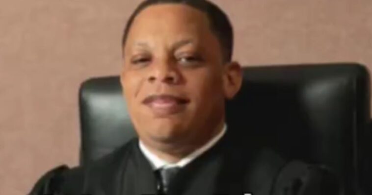 cincinnati-beating-suspect-cites-jan.-6-at-hearing,-and-judge-drops-bond-by-99%-from-original-total-–-$300k-down-to-$2,500-out-of-pocket